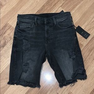 Forever 21 Mens stretch distressed black shorts